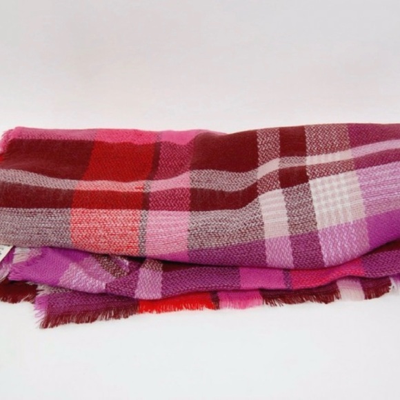 Aeropostale Plaid Scarf - Picture 3 of 7